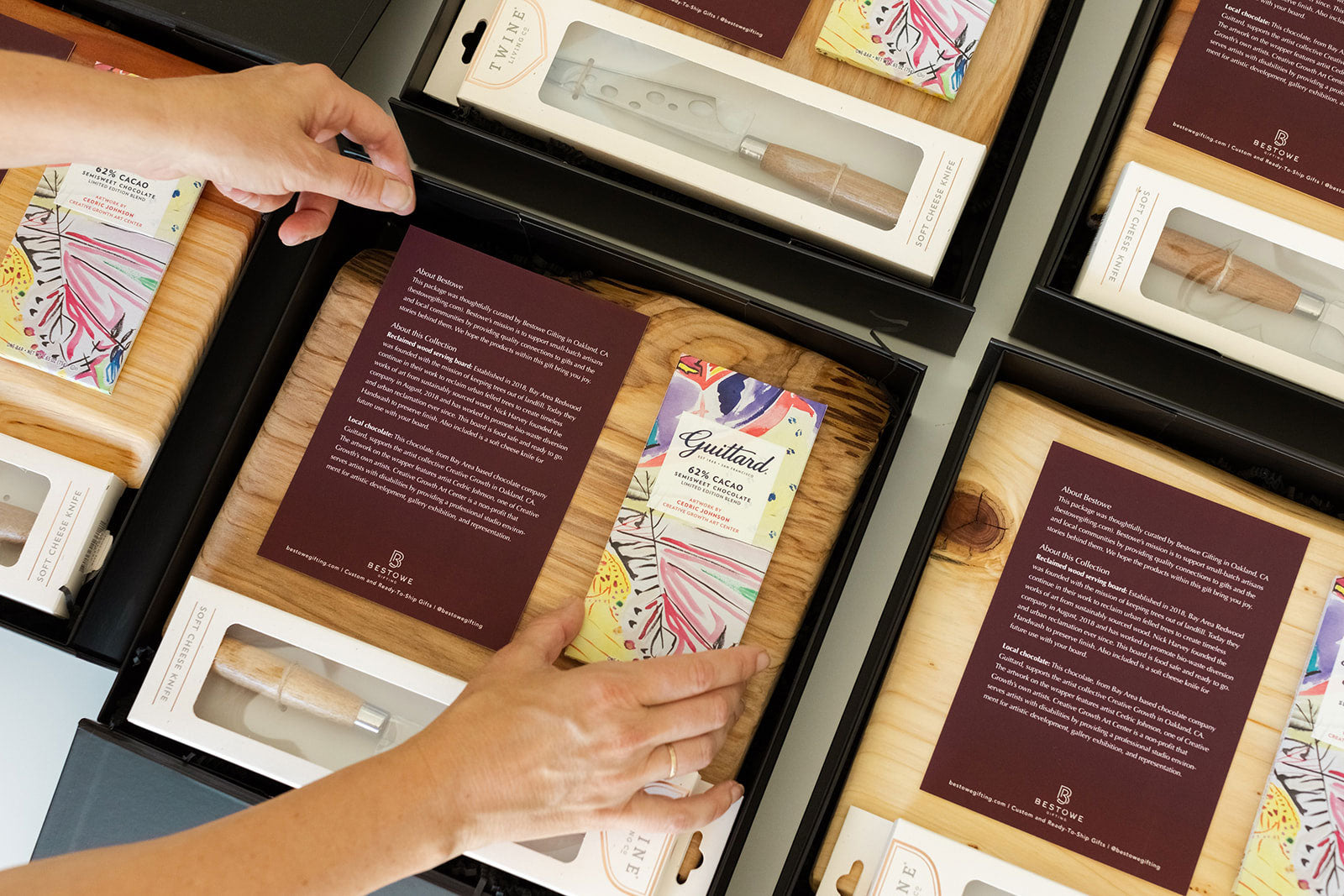 Branded Corporate Gift Boxes: Impress Your Customers with Memorable Gifts