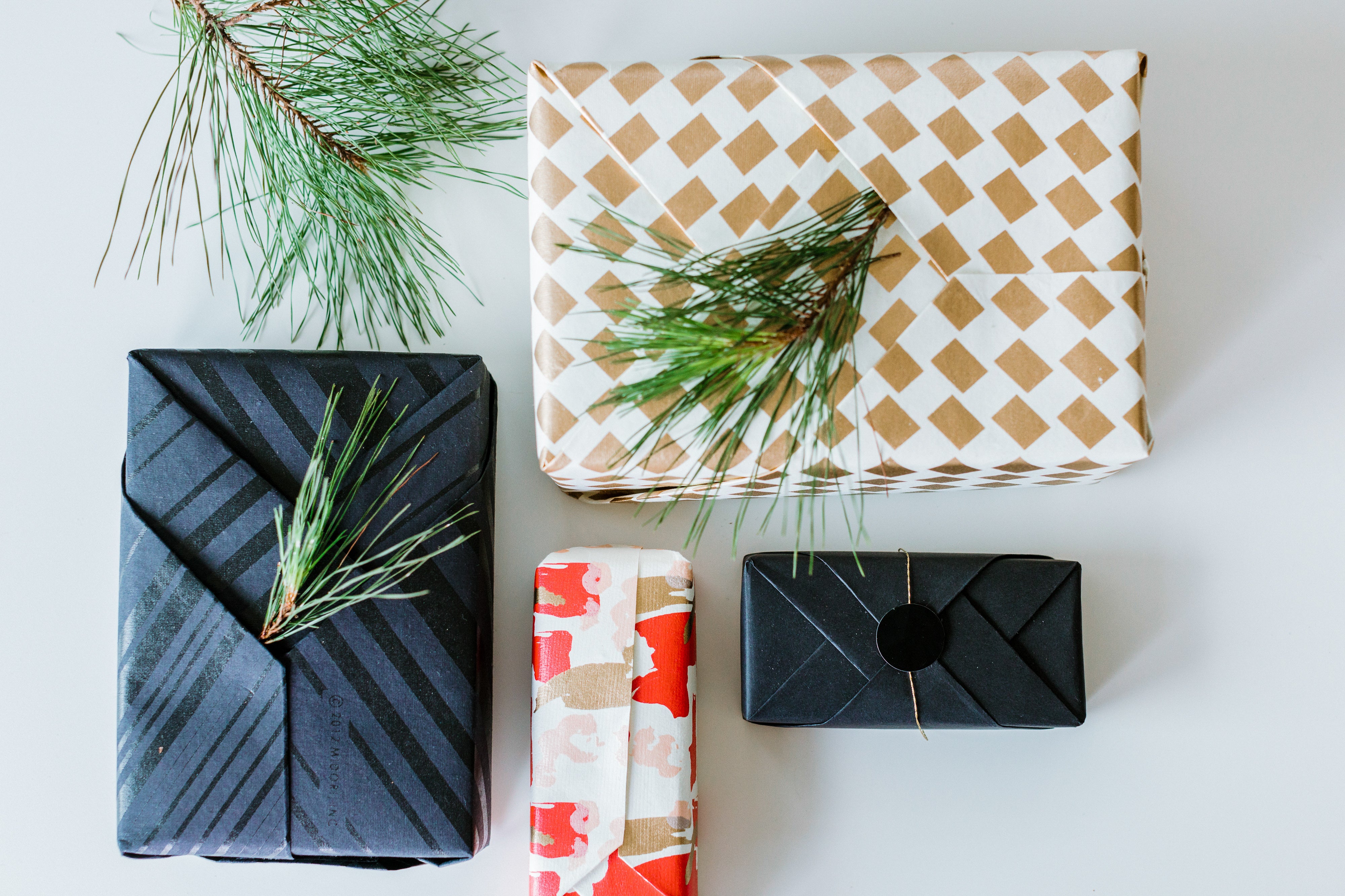 3 Unforgettable Last-Minute Christmas Gift Ideas for Employees