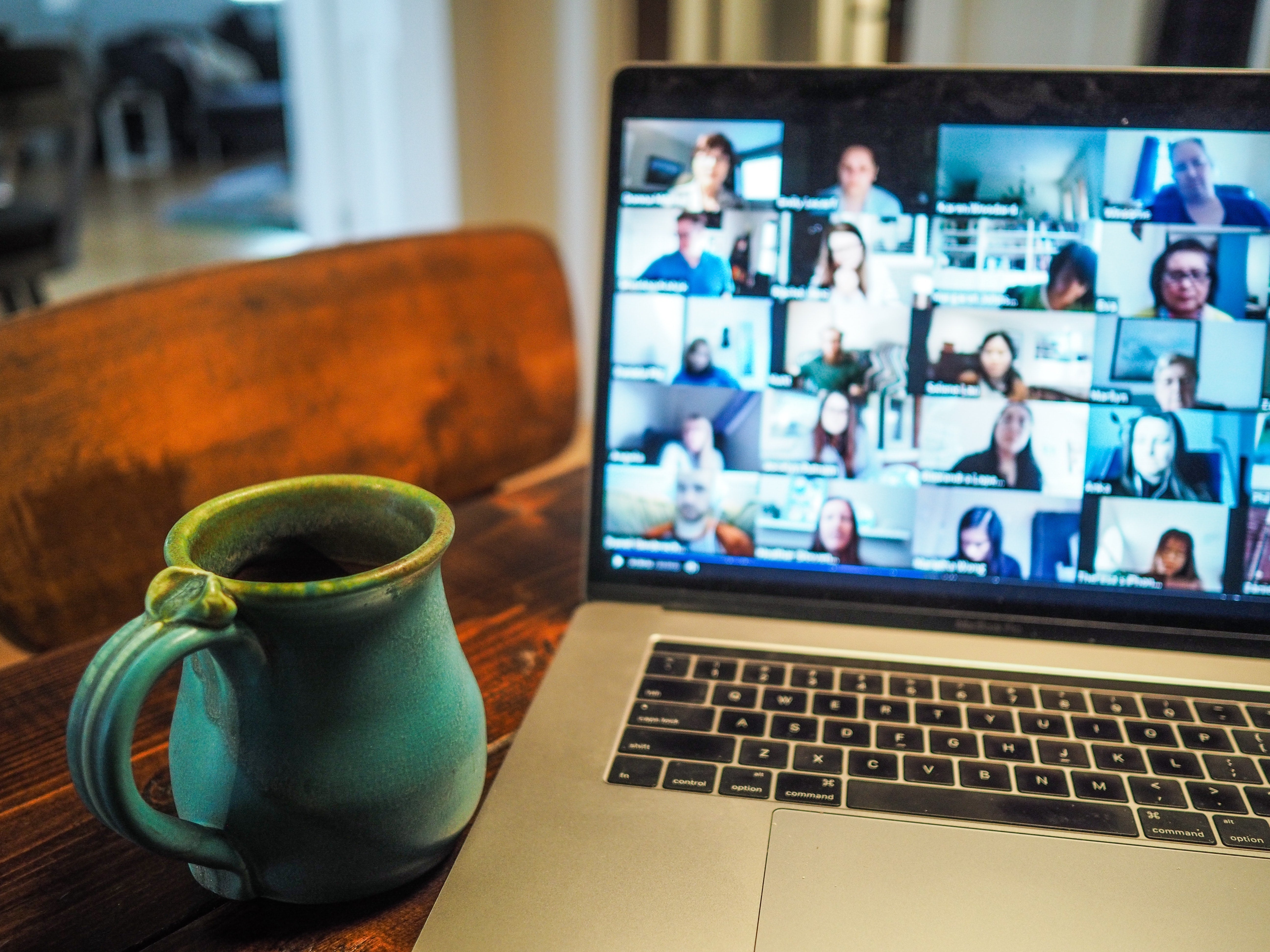 When Corporate Events Go Virtual: A Guide for Virtual Corporate Gifting
