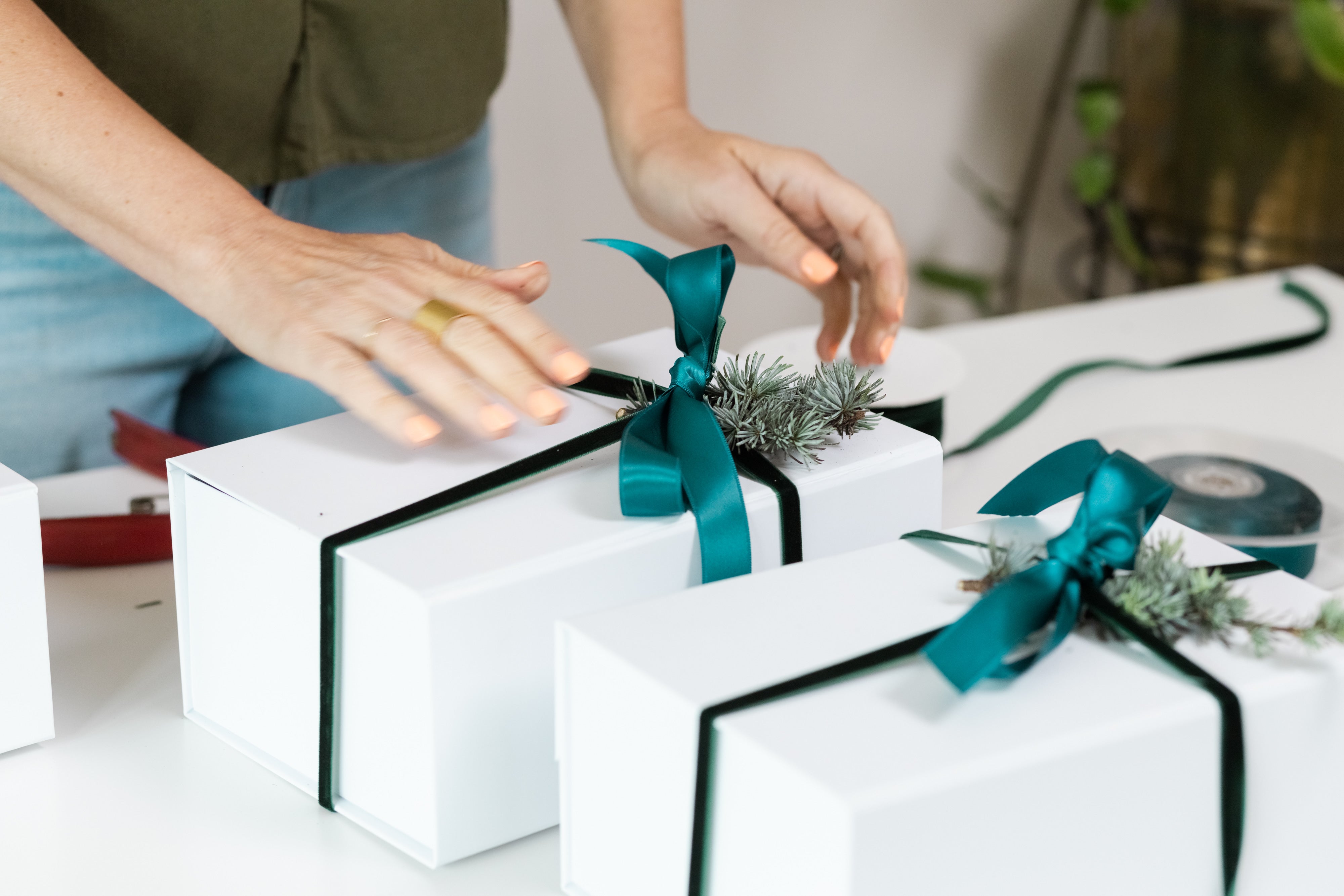 Tiered Gifting: A Smart Strategy for Corporate Holiday Gifts