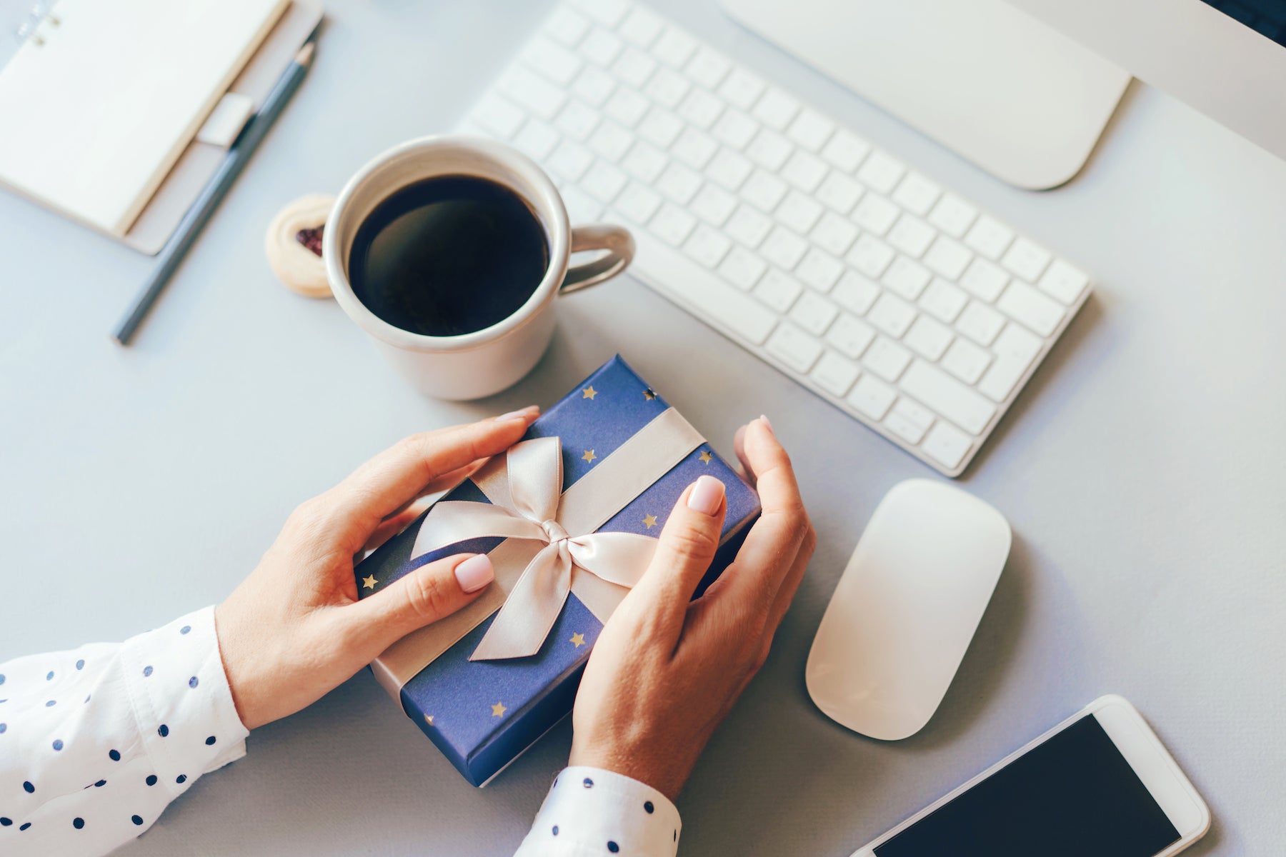 The Complete Guide to Corporate Gift Giving