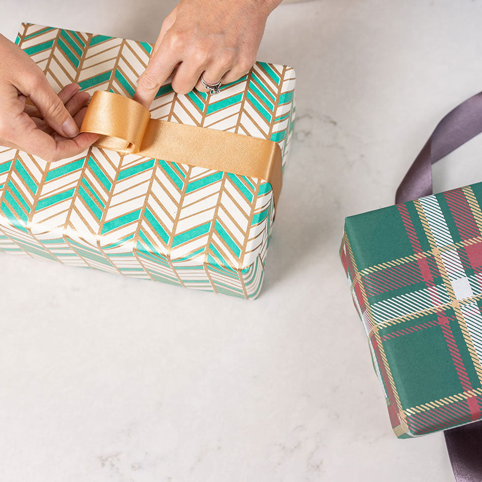 Holiday Gift Wrapping